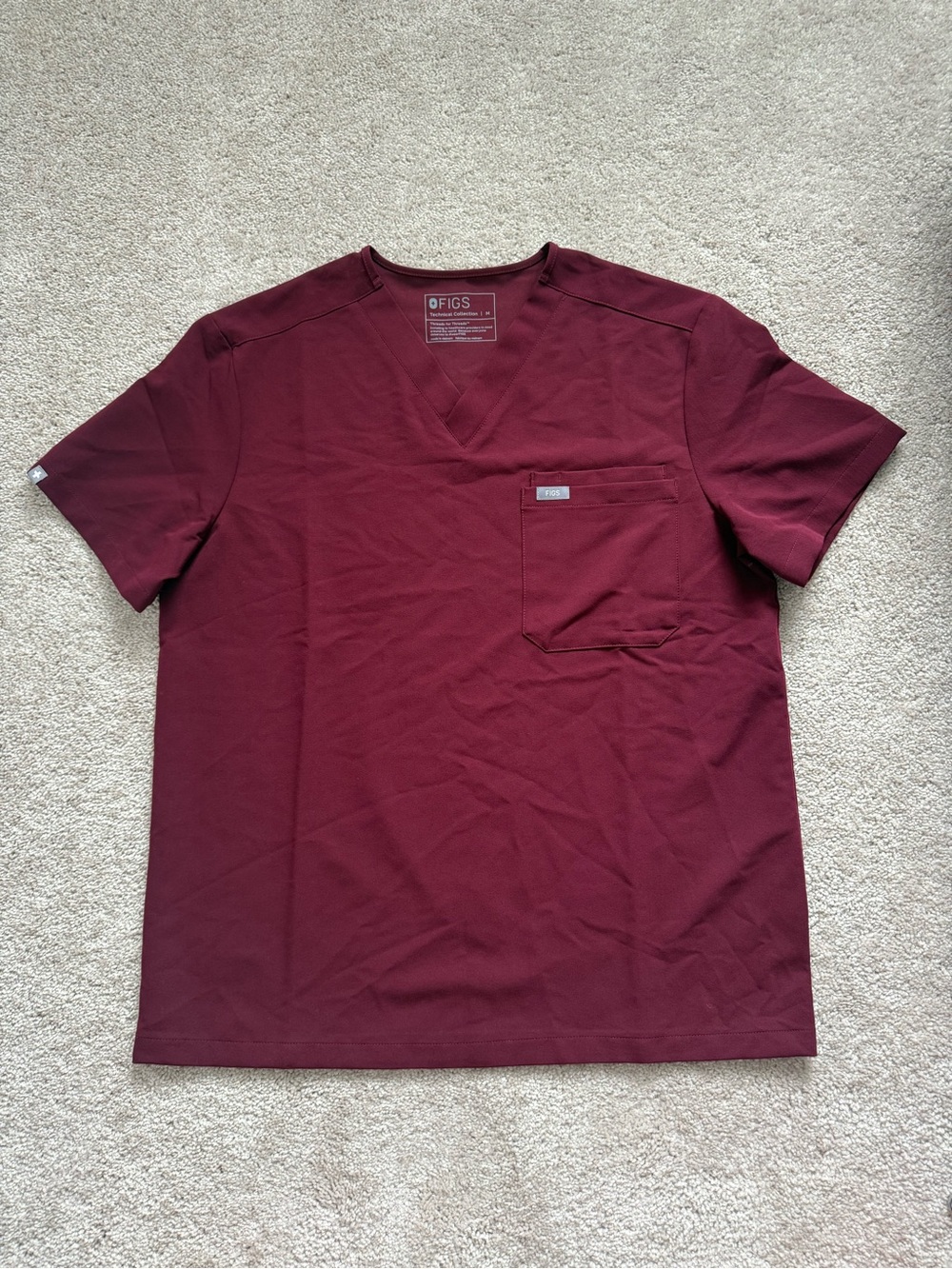 FIGS Men’s Leon Scrub Top - Burgundy